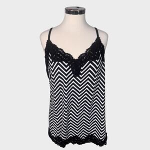 Lane Bryant 18/20 Cami Rayon Blend Black White Chevron with Lace